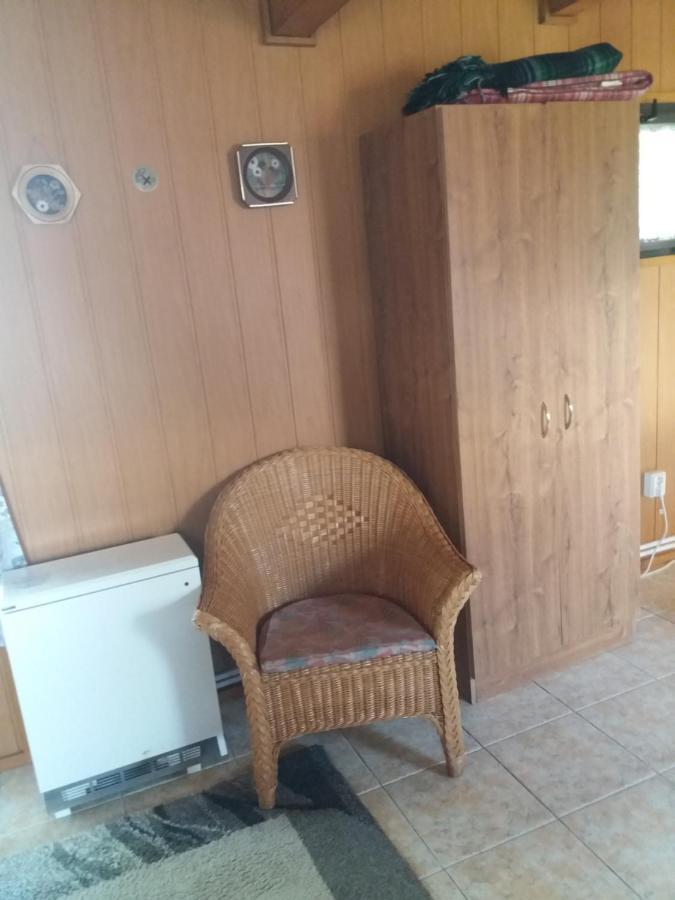 Chata Dvorecna Villa Loucovice Luaran gambar